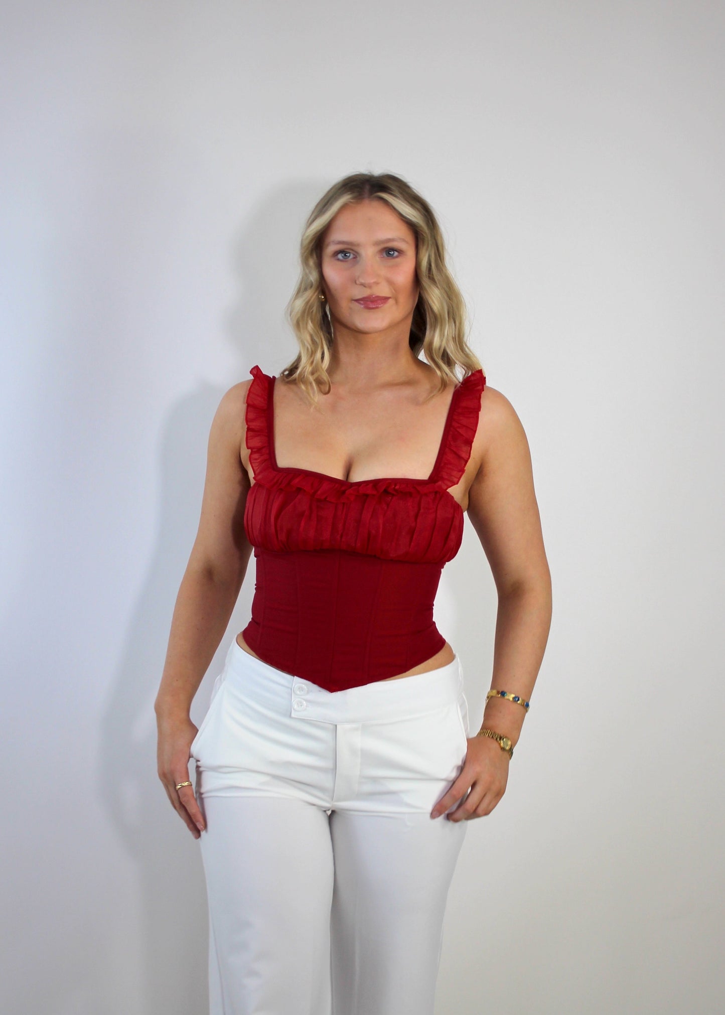 Lacey top White | Black | Red